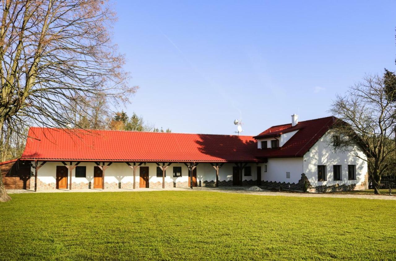 Ubytovani Na Przenskych Pasekach Mikuluvka Exterior foto